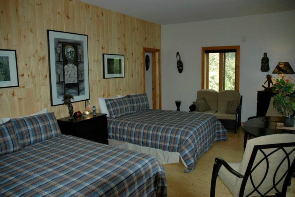 Gite Au Pied Du Courant De Gilbert Desjardins Mont-Laurier Room photo